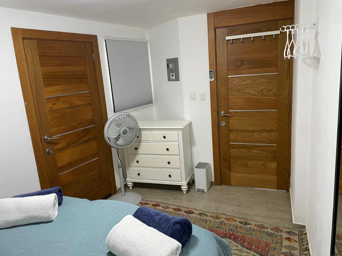 Kite Beach Oceanfront 1St Row Two Bedrooms And Patio Кабарете Екстериор снимка