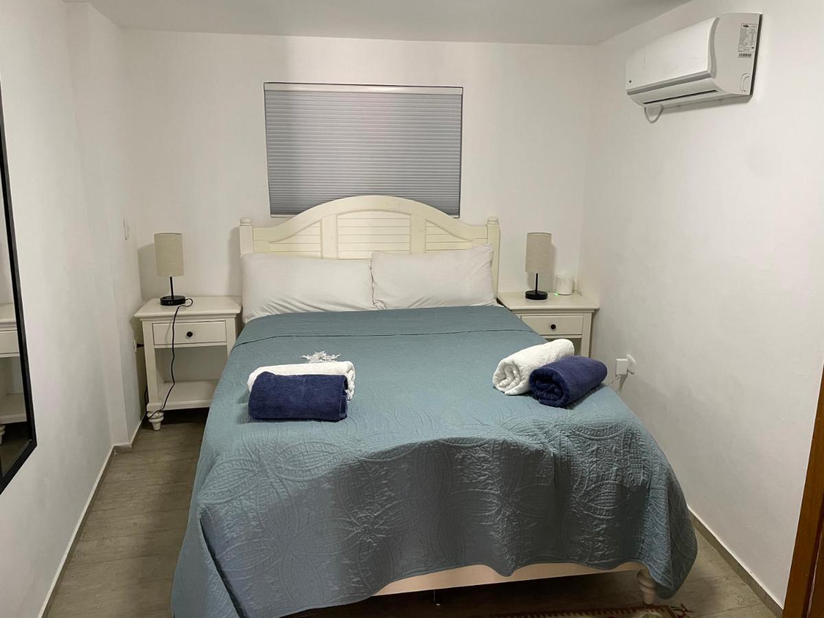 Kite Beach Oceanfront 1St Row Two Bedrooms And Patio Кабарете Екстериор снимка